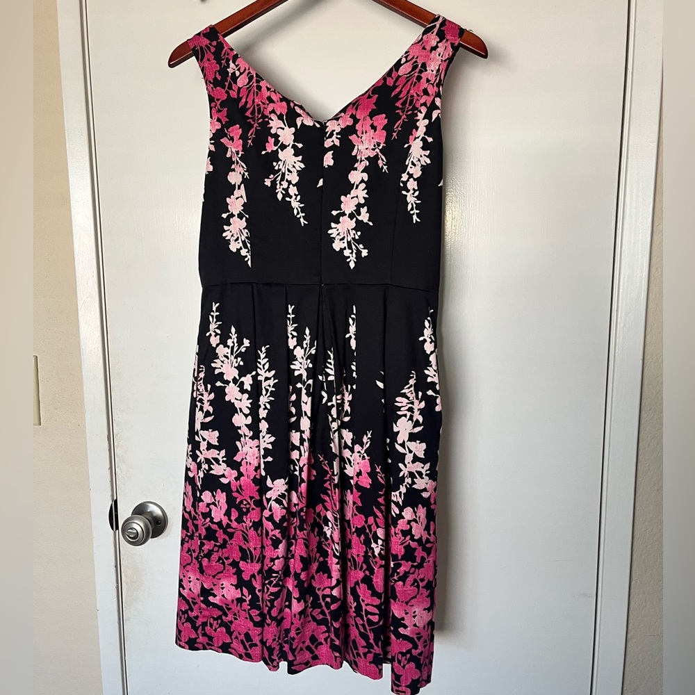 White House Black Market Floral Dress 8